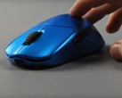Souris ultralégère Vaidemi Nimbus avec coque solide en bleu