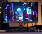 Le nouveau ROG Strix XG27UCS peut basculer entre les modes 4K 160Hz et FHD 324Hz. Photo : une image promotionnelle montrant une configuration avec le moniteur de jeu. (Source de l'image : Asus)