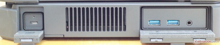 Côté gauche : USB C 3.1 Gen 1, ventilation, 2 USB A 3.0, écouteurs jack.