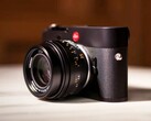Le Leica Noctilux-M 1.2/35 ASPH. est très compact mais relativement lourd (Image source : Leica)