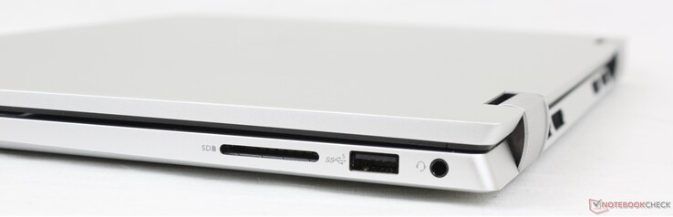 Droit : Lecteur de cartes SD, USB-A 3.2 Gen. 1, casque de 3,5 mm