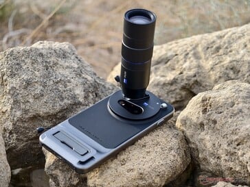 Le Vivo X300 Pro avec téléconvertisseur Zeiss...