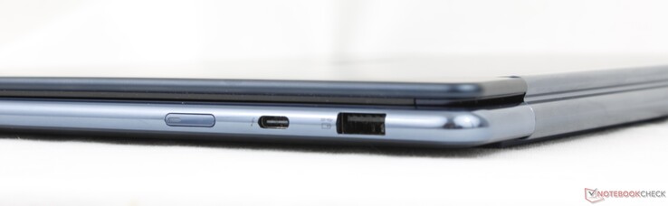 Droite: Bouton d’alimentation, USB-C (40 Gbps) Thunderbolt 4 avec DisplayPort 2.1 + Power Delivery 3.0, USB-A 3.2 Gen. 2 (10 Gbps)