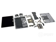 Le nouveau MacBook Pro 2021 a été démonté afin d&#039;évaluer sa réparabilité (Image : iFixit)