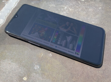 OnePlus 7 - À l'extérieur - Luminosité maximale.