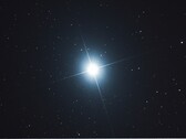Image montrant l'étoile Sirius dans l'espace. (Source de l'image : dom1706 - Pixabay)