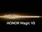 Le Magic V5 dans son option de couleur "Silk Gold" selon les rumeurs. (Source de l'image : Honor - édité)