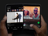 Android 12L sera probablement la dernière mise à jour majeure du système d'exploitation pour le Surface Duo original. (Image source : Microsoft)