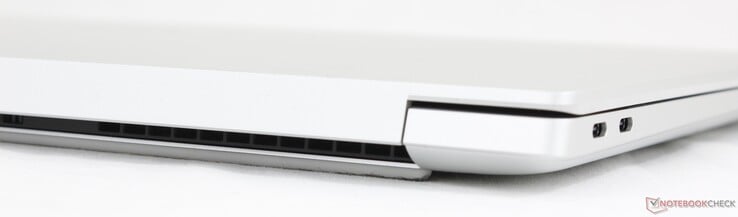 Arrière : Pas de ports