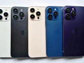 L'iPhone 14 Pro et l'iPhone 14 Pro Max pourraient être proposés en deux nouvelles couleurs, en plus des teintes habituelles argent, gris et or (Image : Yogesh Brar)