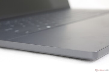 Les bords ne s'affinent plus sur le devant pour un look plus ample