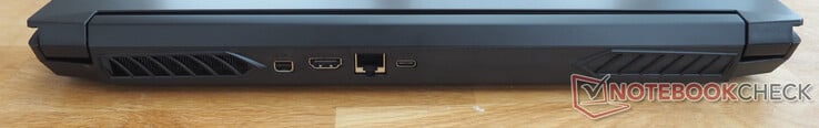Dos : Mini DisplayPort, HDMI, RJ45 LAN, USB-C 3.1 Gen 2 incl. DisplayPort