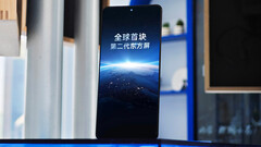 Le OnePlus 13 sera doté d'un écran BOE X2 (Source de l'image : Louis Lee sur Weibo)