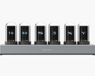 L'horloge Tesla S3xy Time Glow Clock possède six écrans couleur IPS. (Source de l'image : Tesla)