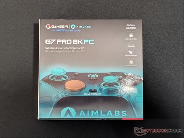 Boîte de vente au détail de la manette GameSir G7 Pro Aimlabs Edition.