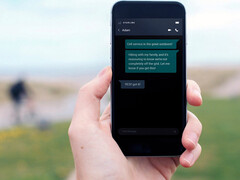 Le service Starlink D2C offre une connectivité mobile sans tours de téléphonie cellulaire. (Source de l'image : Starlink)