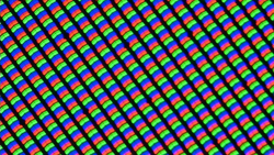 L'écran LC utilise une matrice classique de sous-pixels RVB composée d'une diode électroluminescente rouge, d'une diode électroluminescente bleue et d'une diode électroluminescente verte.