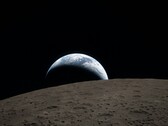 Une image représentant la Lune et la Terre.