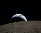 Une image représentant la Lune et la Terre.