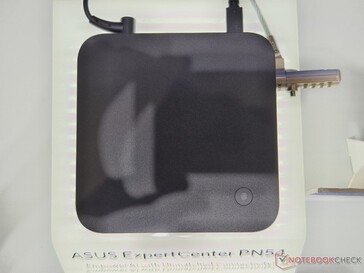 Capteur d'empreintes digitales Asus ExpertCenter PN54 (source d'image : Notebookcheck)