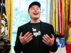 Elon Musk s&#039;exprime dans le bureau ovale de la Maison Blanche. (Source de l&#039;image : ALLISON ROBBERT/AFP via Getty Images)