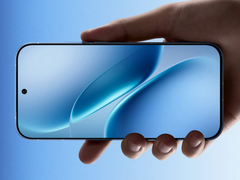 L'écran du iQoo Z11 Turbo. (Source de l'image : iQoo)