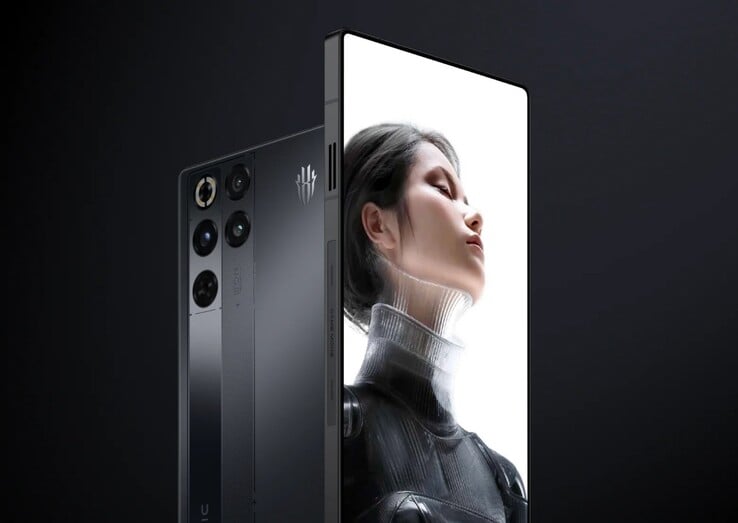 Le RedMagic 11 Pro montre que les smartphones n'ont pas nécessairement besoin d'un trou ou d'une encoche (Image source : Nubia)