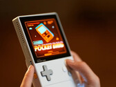 Le Pocket DMG d'AYANEO est doté d'une batterie de 6 000 mAh. (Source de l'image : AYANEO)