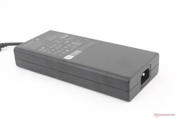 Grand adaptateur CA de 400 W