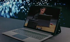 MINISFORUM proposera le V3 avec un clavier détachable et un stylet actif. (Source de l'image : MINISFORUM)