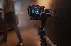 La série RS 4 de DJI est proposée à partir de 549 $, mais son prix double pour la version la plus chère. (Source de l'image : DJI)