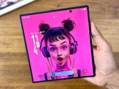 Le successeur du Galaxy Z Fold7 (illustré ici) devrait offrir un écran totalement dépourvu de plis, à l&#039;instar du premier iPhone Fold de Apple. (Source de l&#039;image : Techdroider)