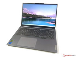 En examen : Lenovo ThinkBook 16 G4+. L'échantillon de l'examen a été fourni par :