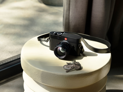 Le Leica M EV1 (photo) est équipé du processeur d&#039;image Maestro III, d&#039;un espace de stockage interne de 64 Go et de la prise en charge des cartes SD UHS-II. (Source de l&#039;image : Leica)