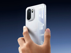 Le OnePlus Ace 6 dans sa finition Quicksilver. (Source de l'image : OnePlus)