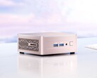 Le mini-PC Geekom A5 est équipé d’un APU AMD, d’une mémoire vive pouvant atteindre 64 Go et d’une finition dorée. 