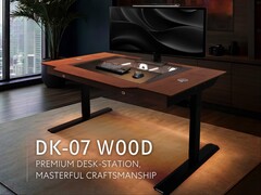 Lian Li DK-07 Wood desk PC setup.
