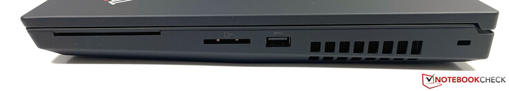 Côté droit : Lecteur de carte à puce, lecteur SD, USB-A (3.2 Gen.1), Kensington