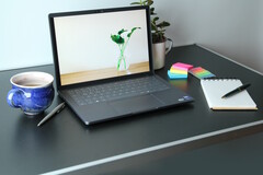 Un score de 90 % pour l&#039;ordinateur portable professionnel Dell Pro 13 Premium. (Source : Notebookcheck)