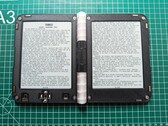 Le lecteur électronique à double écran DIY (Source : fil de discussion de spacerower sur Reddit)