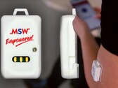 Le moniteur de glucose continu MySugarWatch se présente sous la forme d'un dispositif émetteur-capteur facile à appliquer. (Image source : MySugarWatch - édité)
