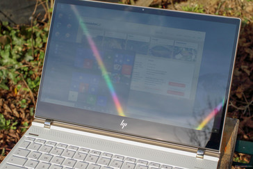 Le HP Spectre 13 en plein soleil.