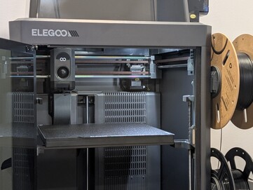 Intérieur du Centauri Carbon 2.