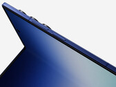 Le Galaxy Z Fold7 est peut-être plus fin et plus léger que son prédécesseur, mais il ne résistera pas mieux aux éléments. (Source de l'image : via Evan Blass)