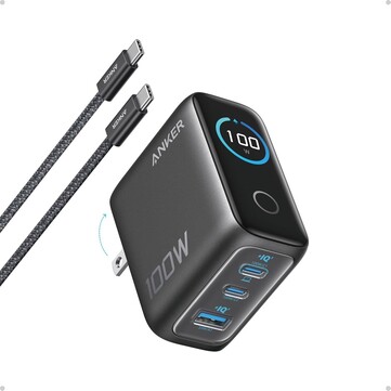 Le chargeur Anker (100 W, 3 ports, affichage intelligent) est équipé de deux ports USB-C, d'un port USB-A, de broches pliables et d'un câble USB-C fourni. (Source de l'image : Anker)
