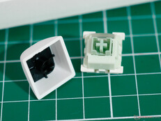 Keychron Q1 HE 8K Ultra Fast Magnetic Lime switches et OSA keycap bottom