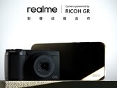 C'est officiel : Un partenariat entre Realme et Ricoh GR prépare déjà l'appareil photo du GT8 Pro à concurrencer le Xiaomi 17 Pro et l'Oppo Find X9 Pro. (Source de l'image : Ricoh/Realme)