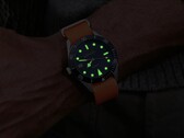 Le modèle Bespoke Post x Timex Heritage 66 est désormais officiel.