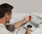 Le tensiomètre intelligent BPM Vision de Withings est désormais disponible et offre également une fonction ECG. (Source de l'image : Withings)