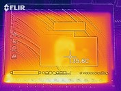 Surface Pro 6 i5 - Relevé thermique, au ralenti (à l'avant).